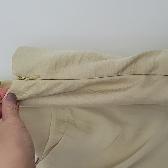 NEW!! BCBGeneration cocktail dress - Picture 6 of 8